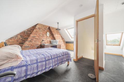 28 Elmbridge Road, Cranleigh, GU6 8NH