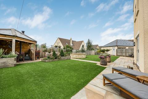 4 bedroom detached house for sale, Shearers Way, Tetbury, Gloucestershire, GL8