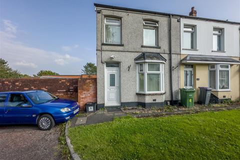 3 bedroom terraced house for sale, Gilwern Place, Cwmbran NP44