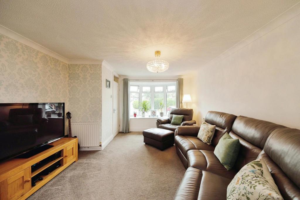 Sycamore, Wilnecote, Tamworth 3 bed semidetached house for sale £240,000