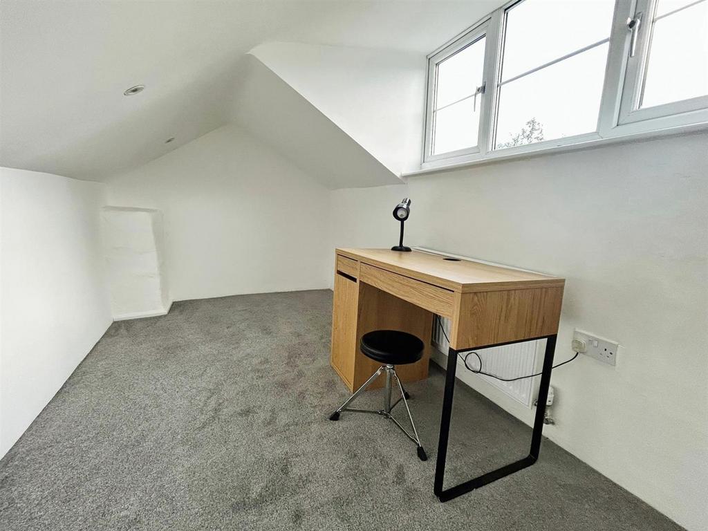 Bedroom Five/ Study