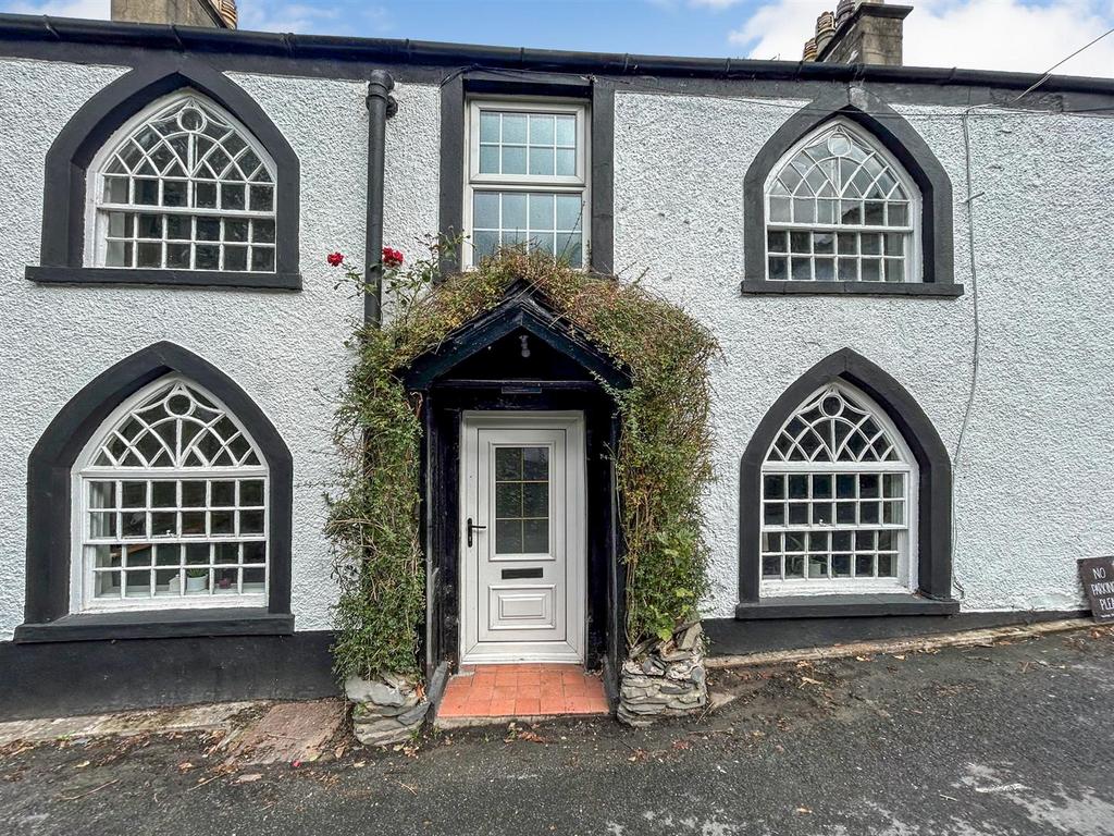 Entrance Porch