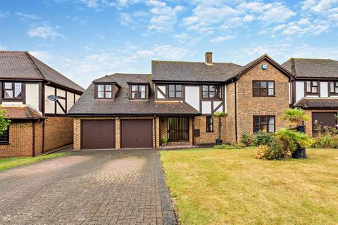 5 bedroom detached house for sale, Henley Fields, Weavering, Maidstone