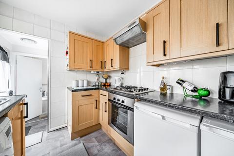 229 Dover Road, Northfleet, Gravesend, DA11 9QN