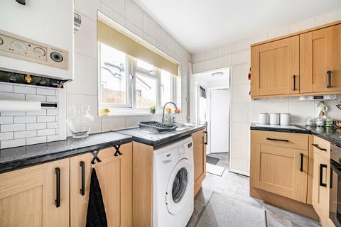229 Dover Road, Northfleet, Gravesend, DA11 9QN