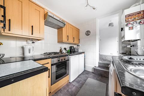 229 Dover Road, Northfleet, Gravesend, DA11 9QN