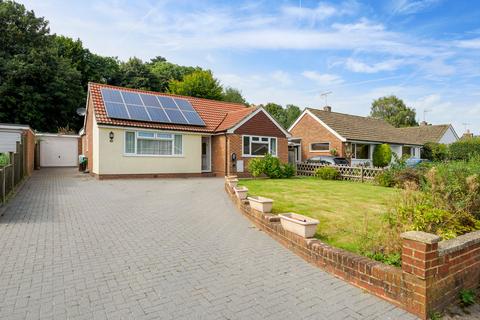 3 bedroom detached bungalow for sale, Hog Green, Elham, Canterbury, CT4