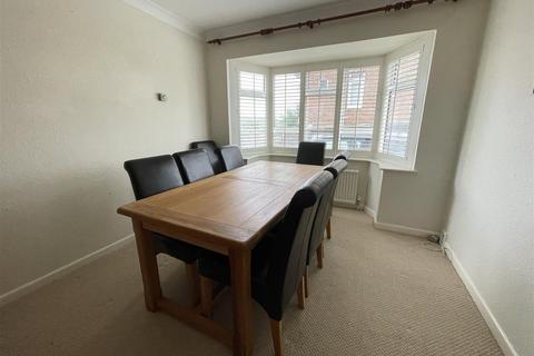 37 Anderson Road, Salisbury, SP1 3DX