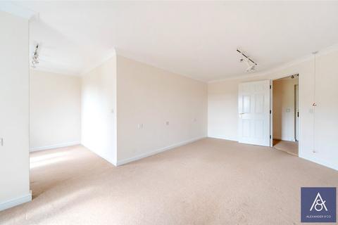 1 bedroom apartment for sale, Buckingham Road, Northamptonshire NN13