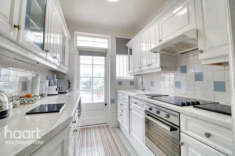 150 New Road, London, E4 9SJ