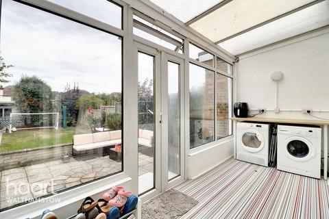 150 New Road, London, E4 9SJ