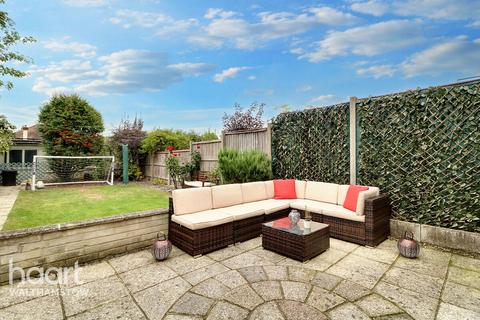 150 New Road, London, E4 9SJ