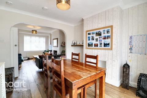 150 New Road, London, E4 9SJ