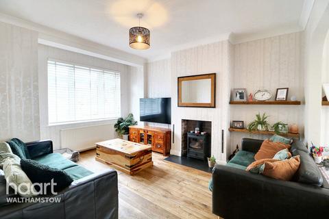 150 New Road, London, E4 9SJ