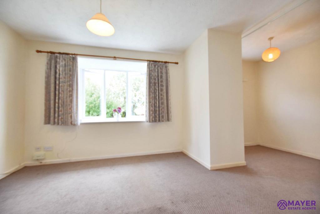 Tapson Drive, Plymouth PL9 Studio for sale £105,000