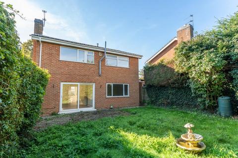 4 bedroom detached house to rent, Banbury,  Oxfordshire,  OX16