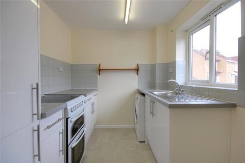 2 bedroom semi-detached house to rent, Osprey Close, Swindon SN3