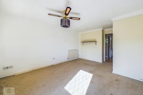 8 Bilsington Close, Chatham, ME5 7NE