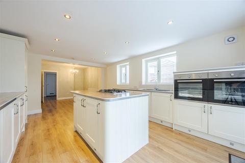 108 Chestnut Way, Scunthorpe, DN16 2HA