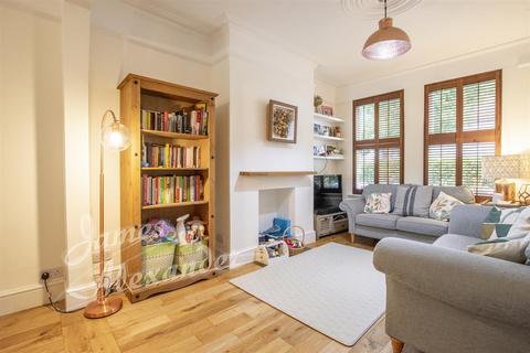 25 Tylecroft Road, London, SW16 4BL
