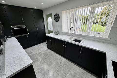 4a Lewis Avenue, Cwmllynfell, Swansea, SA9 2GR