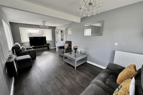 4a Lewis Avenue, Cwmllynfell, Swansea, SA9 2GR