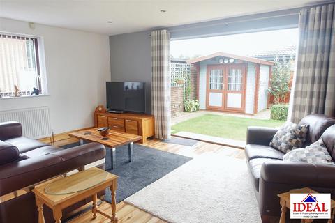 3 bedroom detached bungalow for sale, Forresters Close, Norton, Doncaster