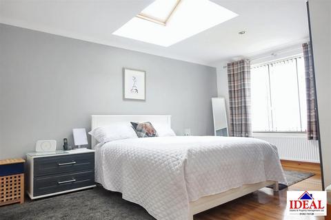 34 Forresters Close, Norton, Doncaster, DN6 9HX