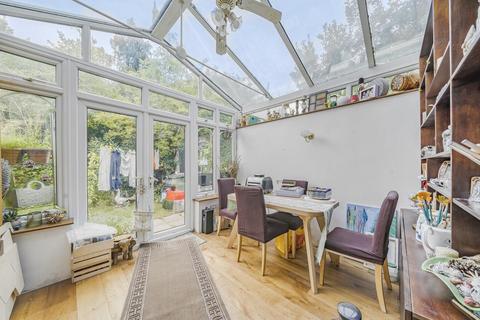 33 Blithdale Road, London, SE2 9HW
