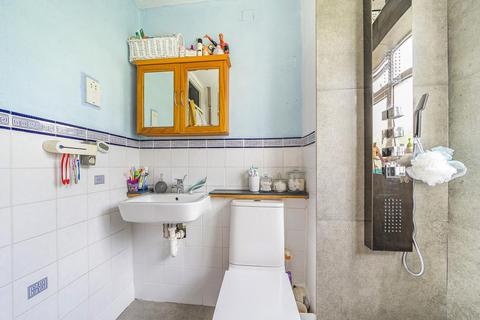 33 Blithdale Road, London, SE2 9HW