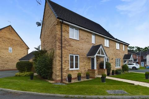 3 bedroom semi-detached house for sale, Whitehead Drive, Wrexham, LL11