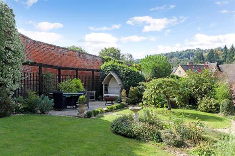 4 bedroom detached house for sale, Manor Gardens, Woodchester, Stroud