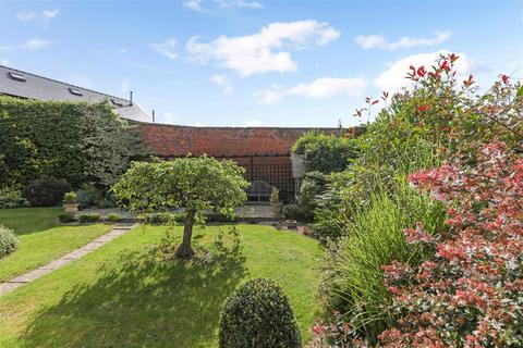 4 bedroom detached house for sale, Manor Gardens, Woodchester, Stroud