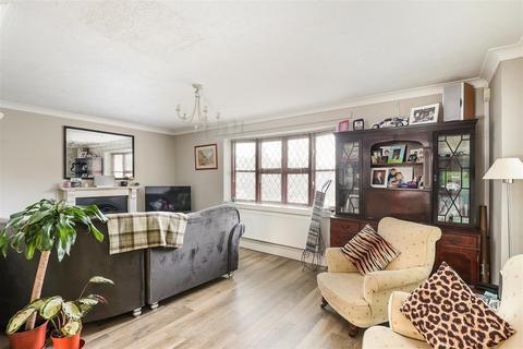 undefined, Manor Gardens, Woodchester, Stroud