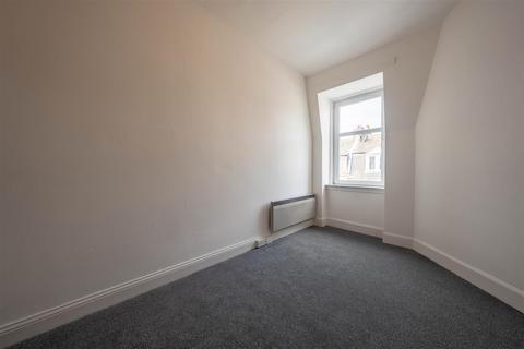 9 Ballantine Place, Perth, PH1 5RR