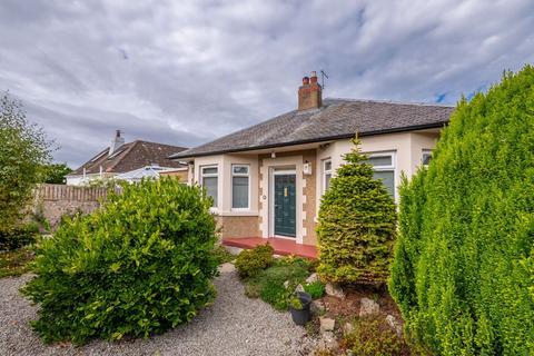 4 bedroom detached house to rent, Caiystane Crescent, Edinburgh, Midlothian, EH10