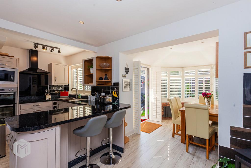 Carlton Way, Glazebrook, Warrington... 3 bed semidetached house for