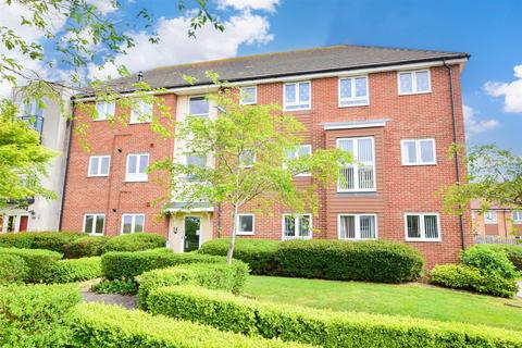 2 bedroom ground floor flat for sale, Dale Square, Havant, Hampshire