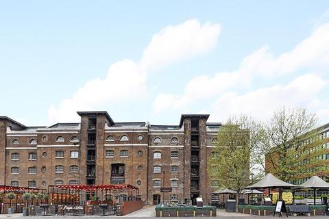 2 bedroom flat to rent, Port East Apartments, Hertsmere Road, Nr Canary Wharf, London, E14