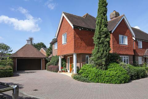 4 bedroom detached house for sale, The Chantry, Headcorn, TN27