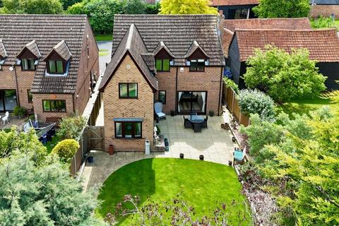 5 bedroom detached house for sale, High Street, Riseley, Bedford, MK44