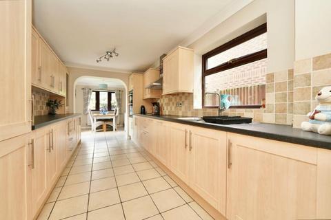 5 bedroom detached house for sale, High Street, Riseley, Bedford, MK44