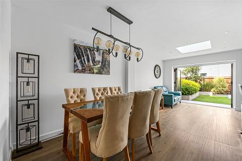 Byron View, Chelmsford, Essex, CM2