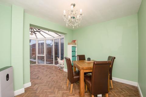 24 Cringlebrook, Belgrave, Tamworth, B77 2NG