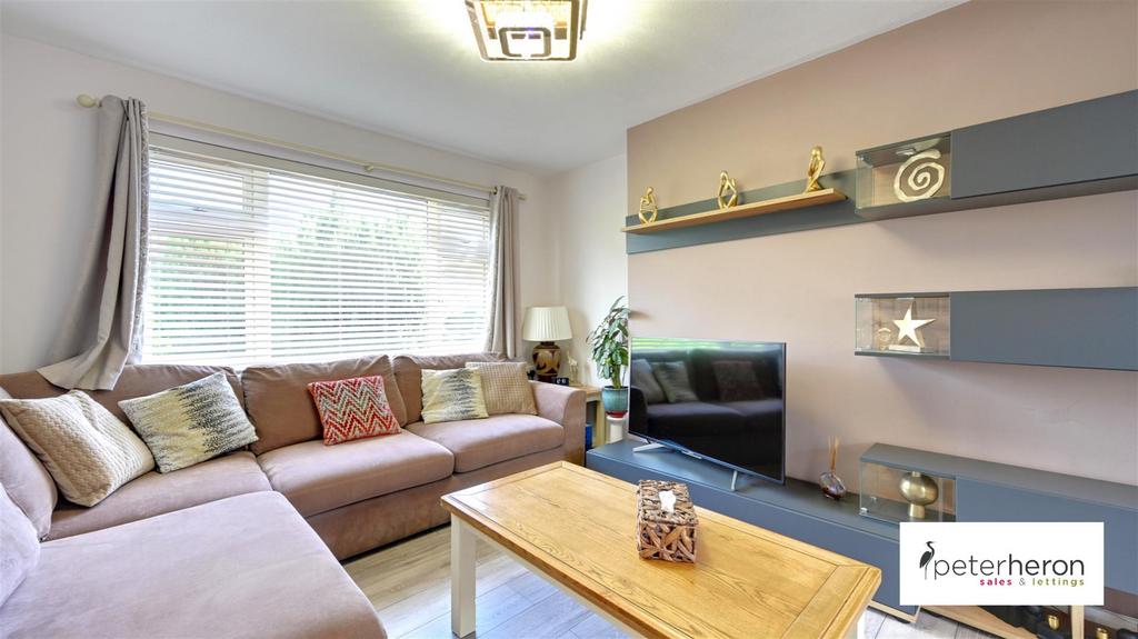Aldershot Road, Farringdon, Sunderland 2 bed semidetached house for