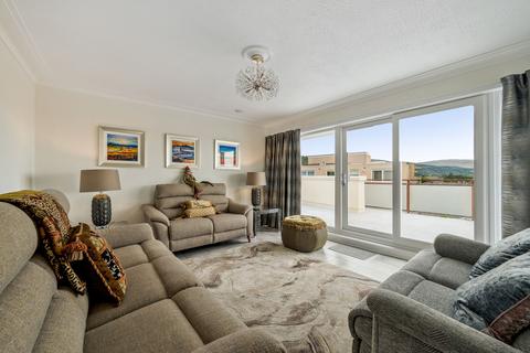 4 bedroom penthouse for sale, Castlebay Court, Largs KA30