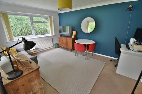 2 bedroom flat for sale, Manor Close, Ferndown, BH22