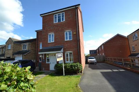 4 bedroom semi-detached house for sale, Little Green Lane, Heckmondwike