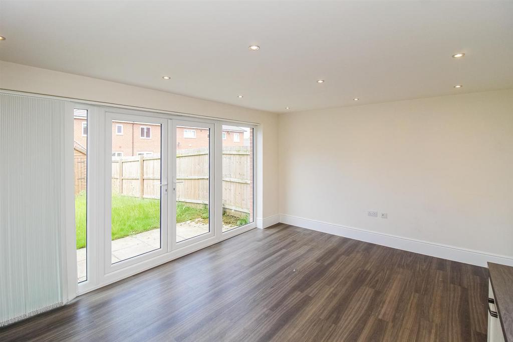 Open plan kitchen diner