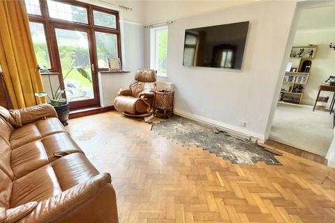 9 Queensway, Wirral, CH60 3SL